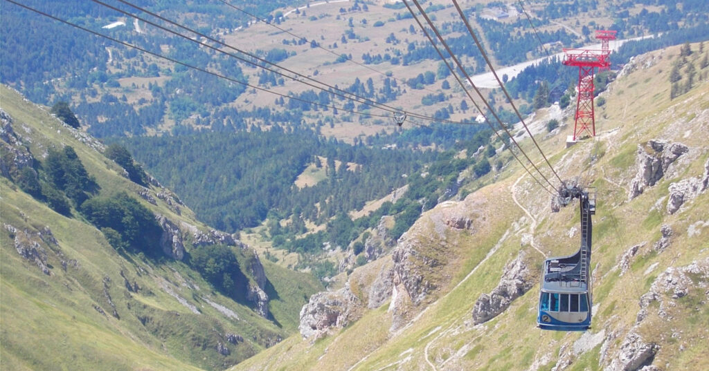 Funiva Funivia del Gran Sasso – Altevie – Mountain Engineering